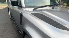 Land Rover Defender 2.0 D240 SE 110 5dr Auto Diesel Estate